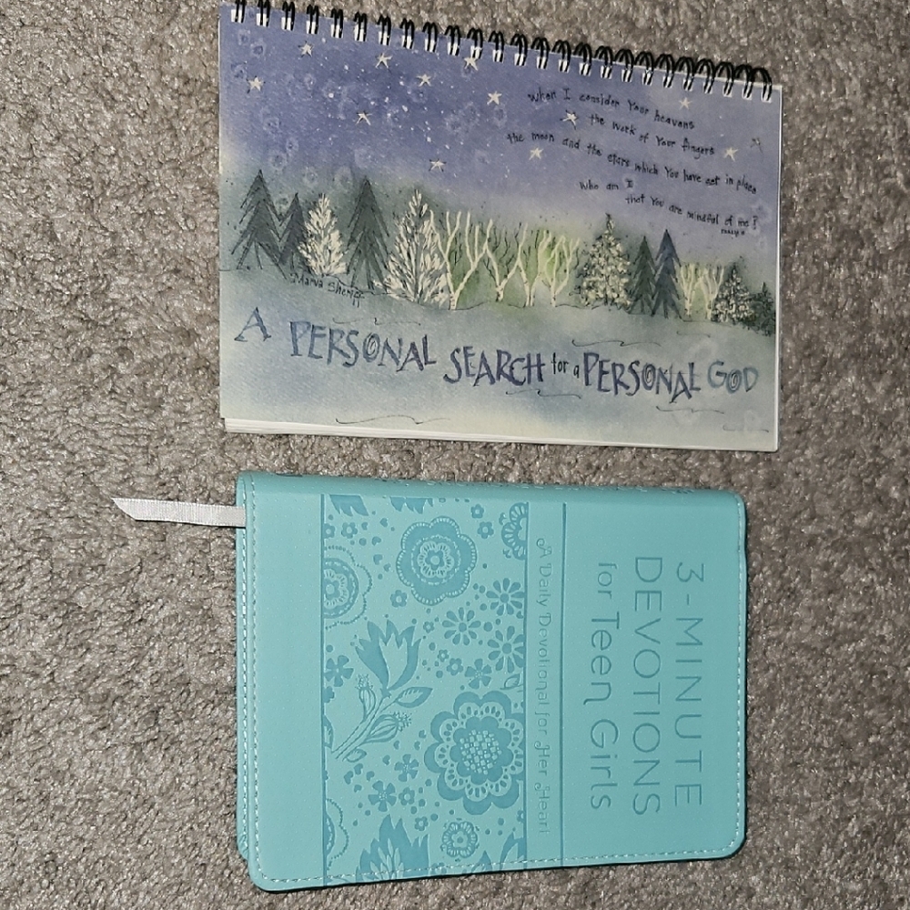 3-Minute Devotions for Teen Girls Book and Journal Set